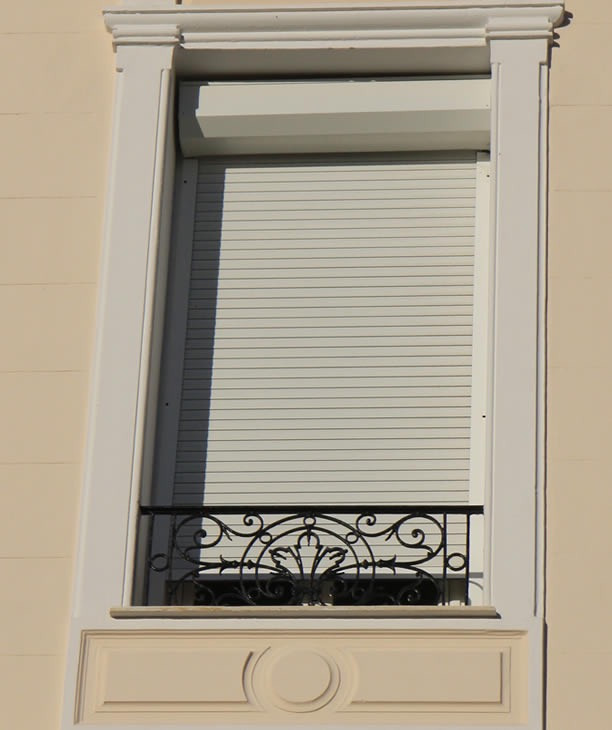 Volet roulant motorisé installé